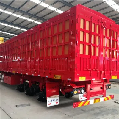 Aké materiály karosérií sa používajú v návesoch sklápačov?